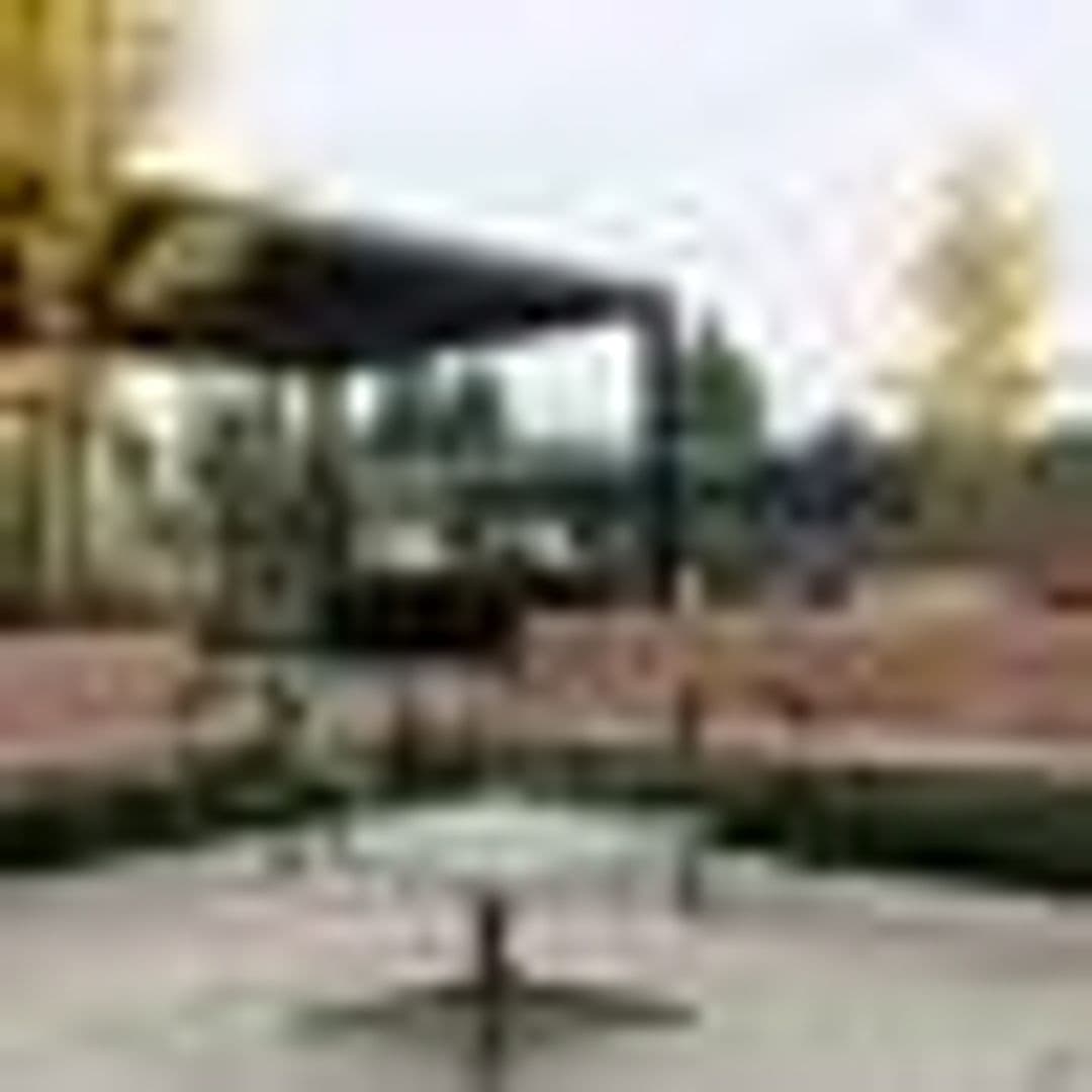 Portland Apartment: 5560 NE 42nd ave
