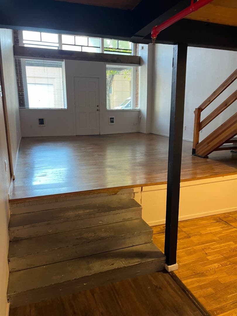 Portland Apartment: 625 NW Everett Street