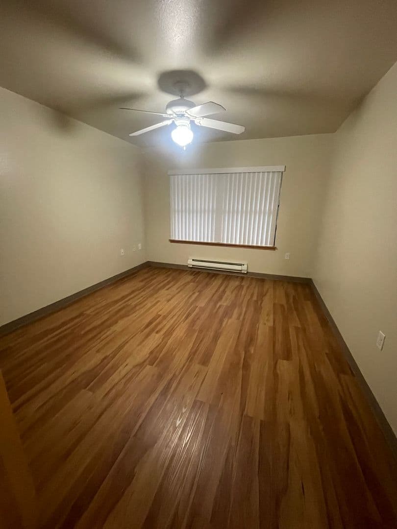 Portland Apartment: 1040 NW 10th Ave