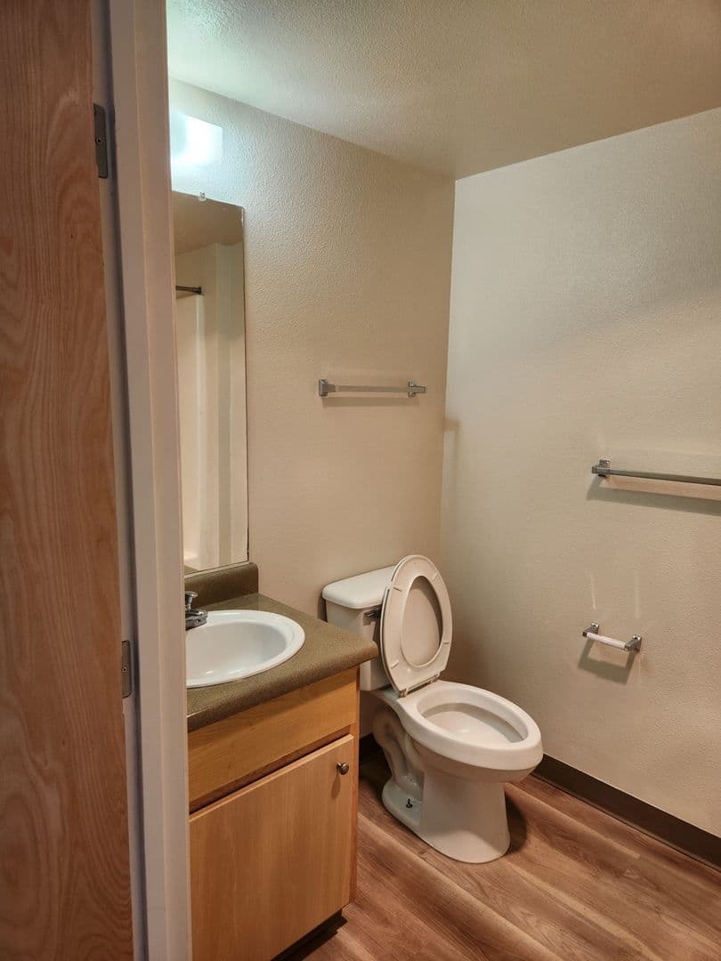 Portland Apartment: 1240 SW Columbia St