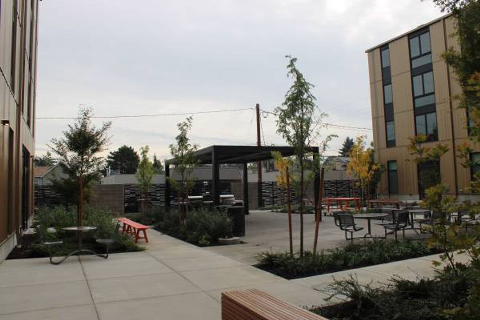 Portland Apartment: 5560 NE 42nd ave