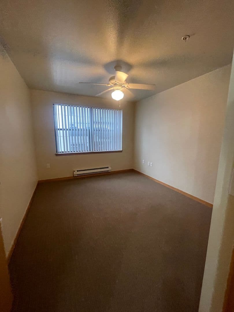 Portland Apartment: 1040 NW 10th Ave