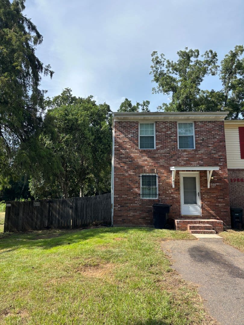 Tallahassee House: 1988 Portland Ave