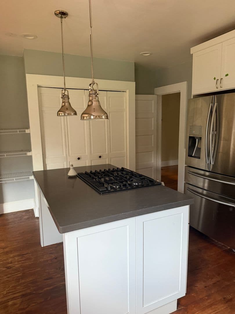 Tallahassee House: 105 Glenview Drive