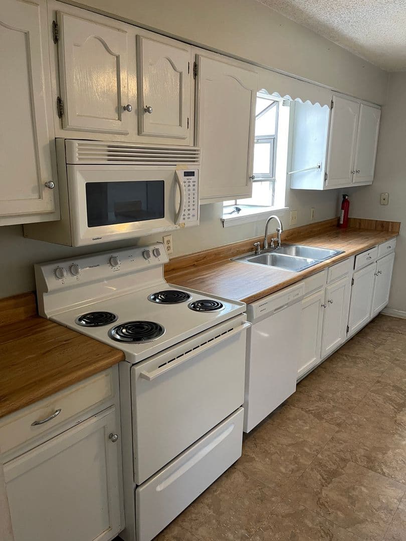 Tallahassee House: 2509 Arthurs Court Lane