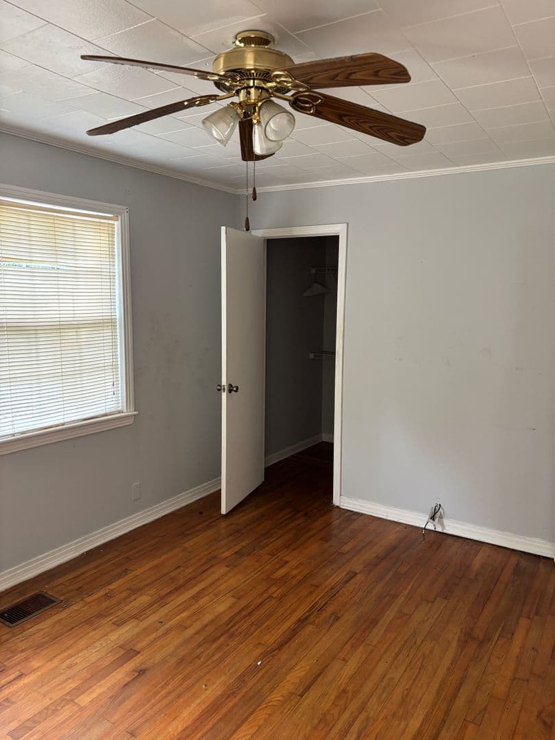 Quincy House: 12 Howell Road