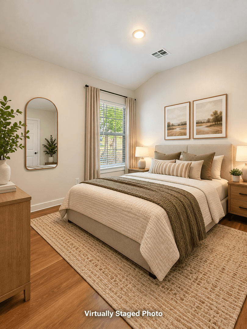 Lawton House: 2118 SW Charles Whitlow Ave