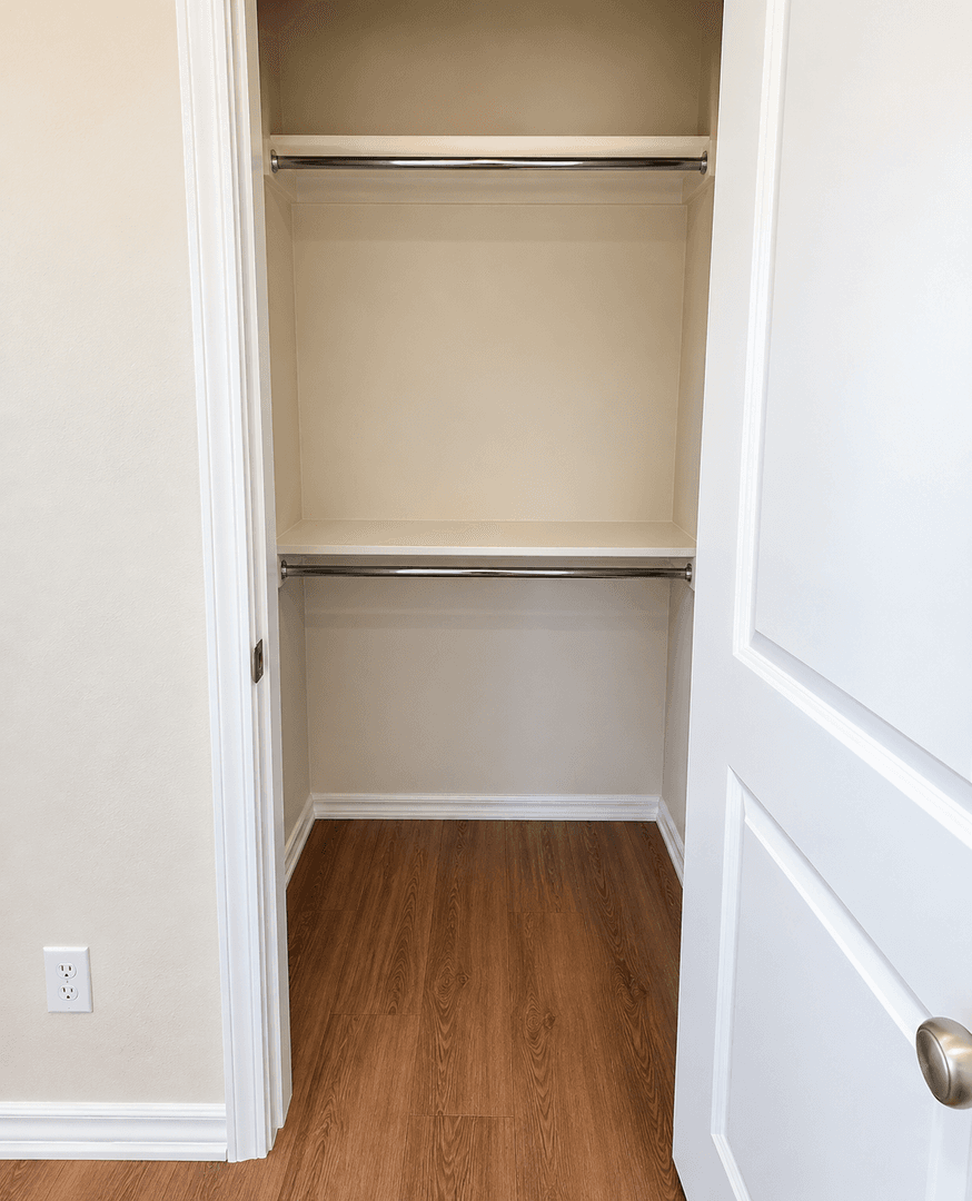 Yukon House: 10614 SW 16th Terrace