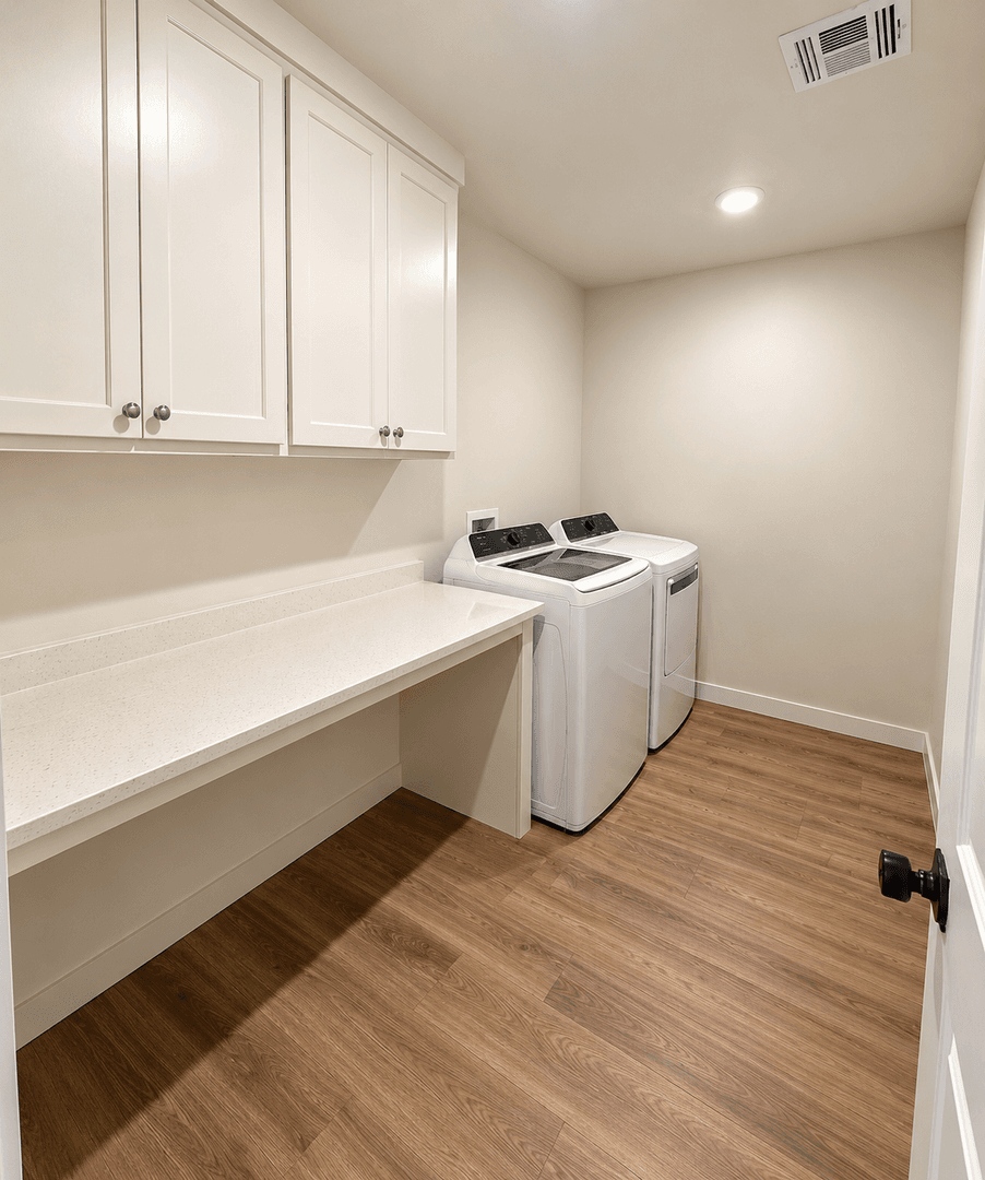 Edmond House: 614 W 2nd St #100