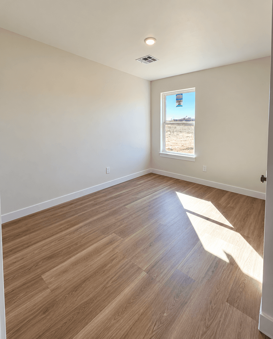 Guthrie House: 1625 Highland Loop