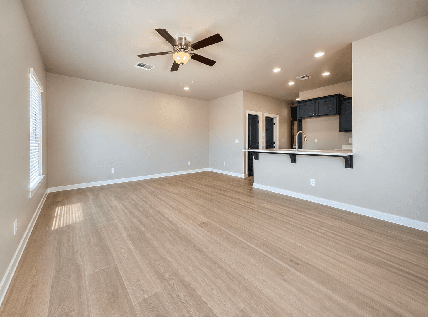 Lawton House: 1407 SW Bishop Rd