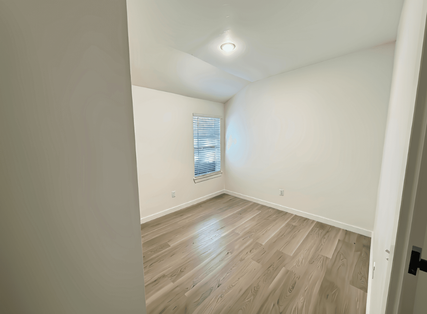 Oklahoma City House: 324 NW 122nd St