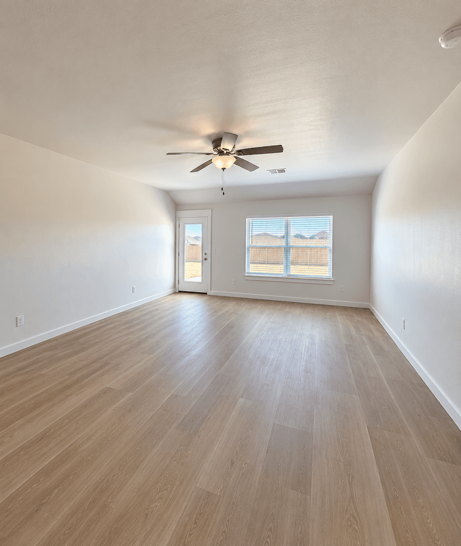 Guthrie House: 1617 Highland Loop