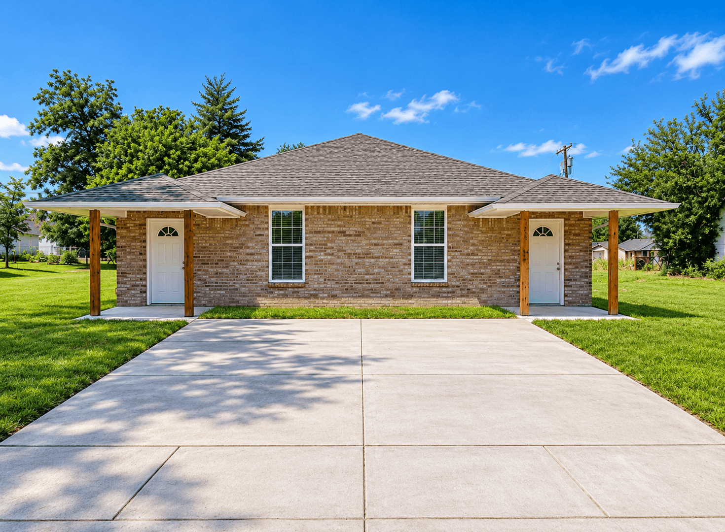Lawton House: 805 SW Summit Ave #1