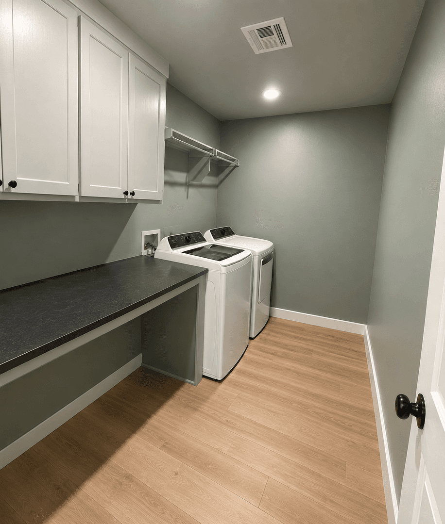 Edmond House: 612 W 2nd St #100