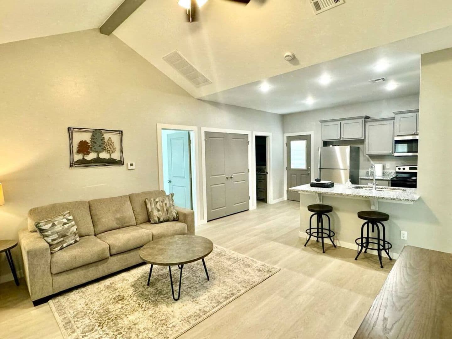 Lawton House: 1307 SW Georgia Ave