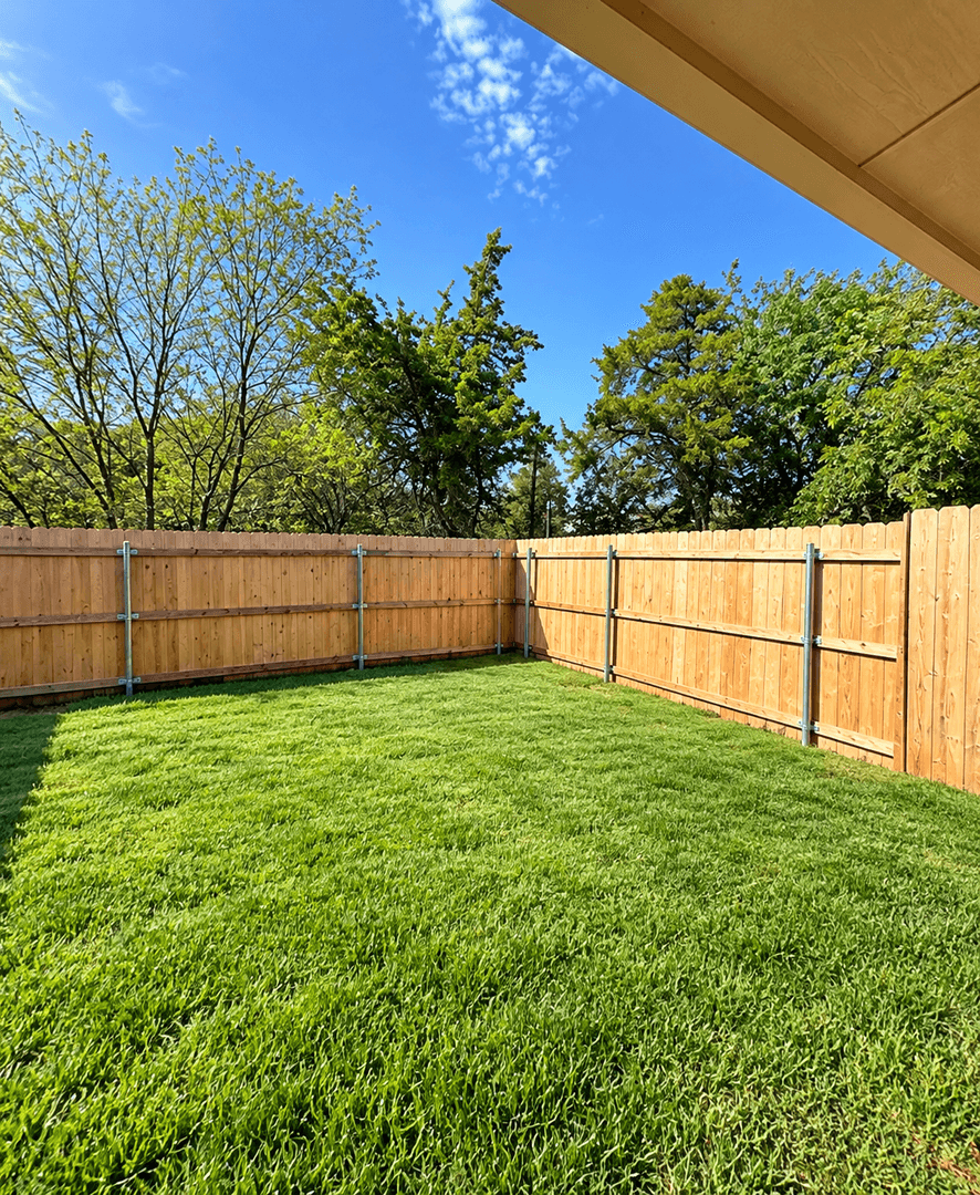 Lawton House: 203 SW 17th St. Unit 1