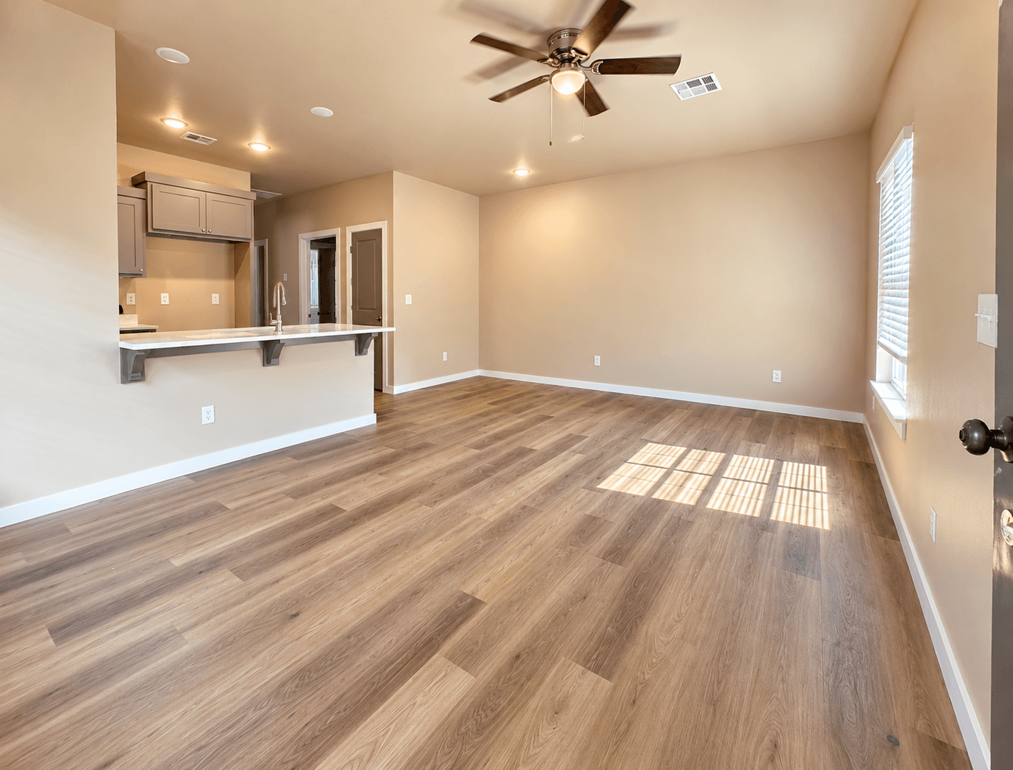 Lawton House: 309 NW Arlington Ave Unit 2