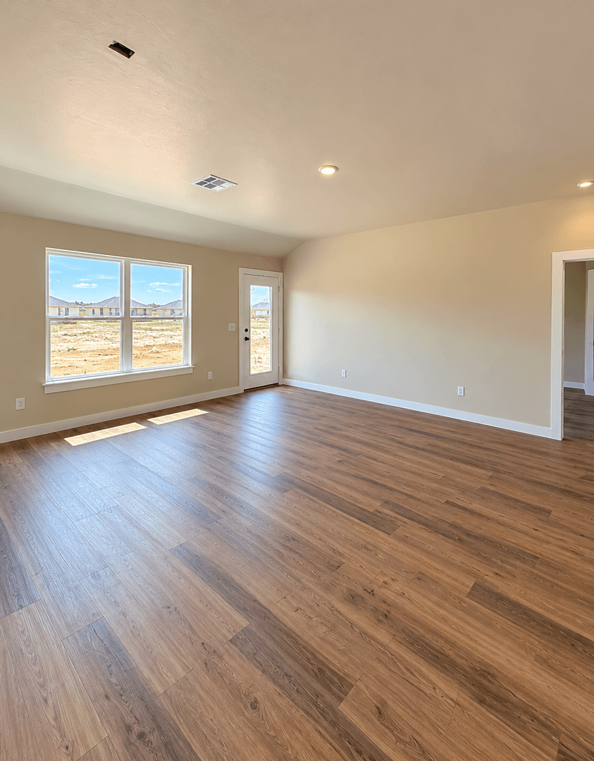 Guthrie House: 1627 Highland Loop