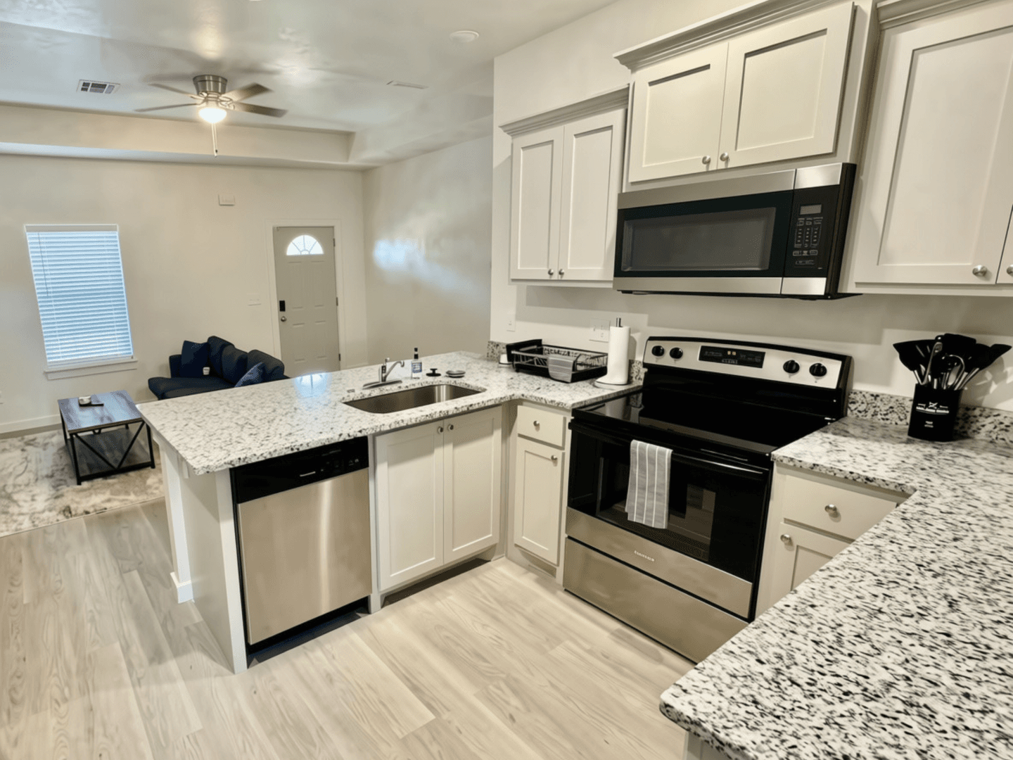 Lawton House: 1515 SW Georgia Ave