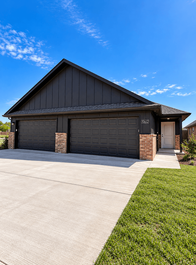 Yukon House: 10612 SW 16th Terrace