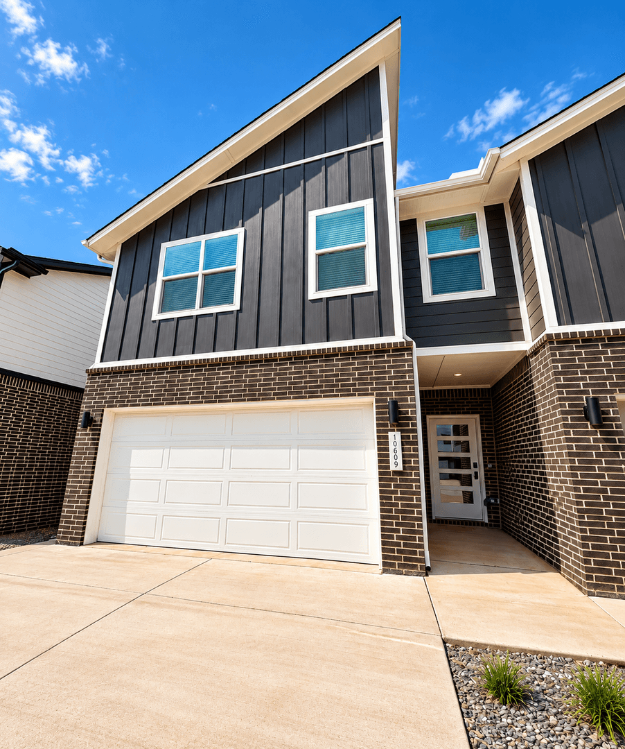 Edmond House: 19609 Horseshoe Ave