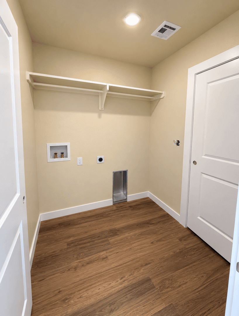 Guthrie House: 1627 Highland Loop