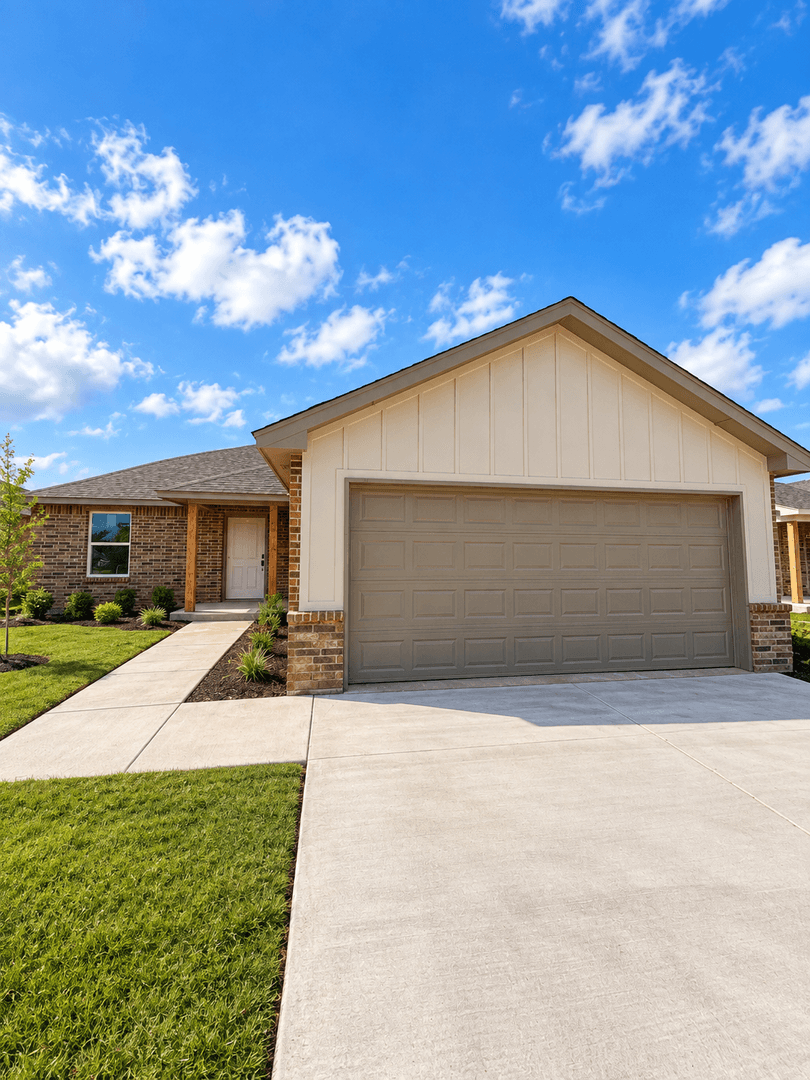 Guthrie House: 1627 Highland Loop