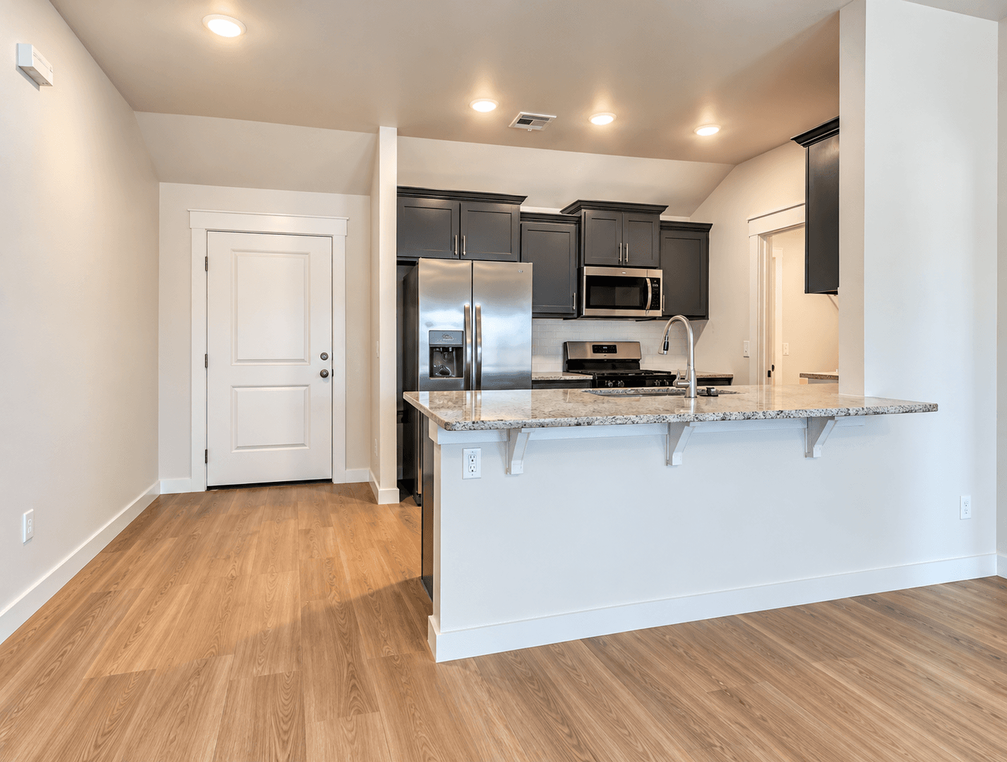 Guthrie House: 1630 Highland Loop