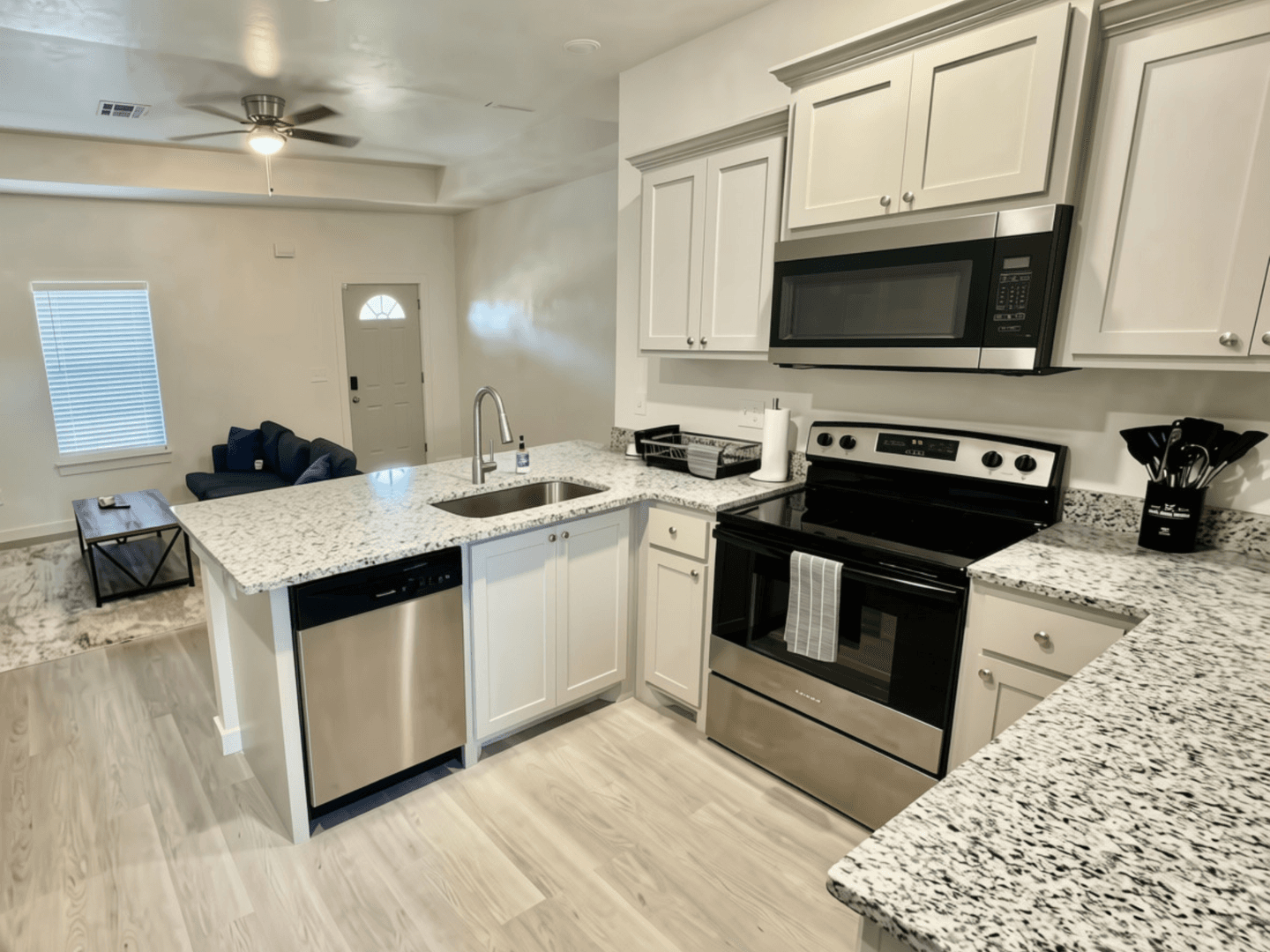Lawton House: 1515 SW Georgia Ave