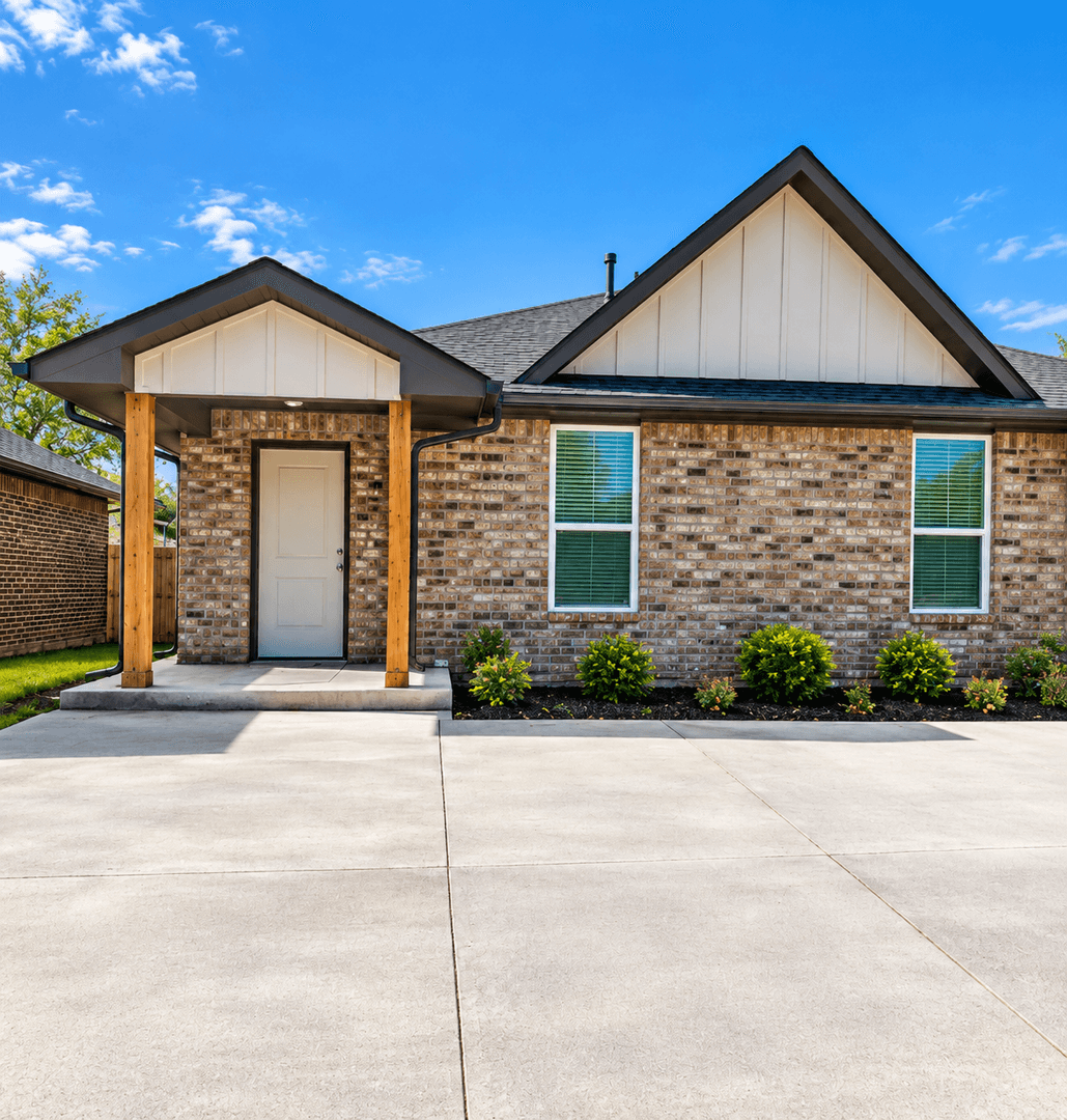 Oklahoma City House: 336 NW 122nd St