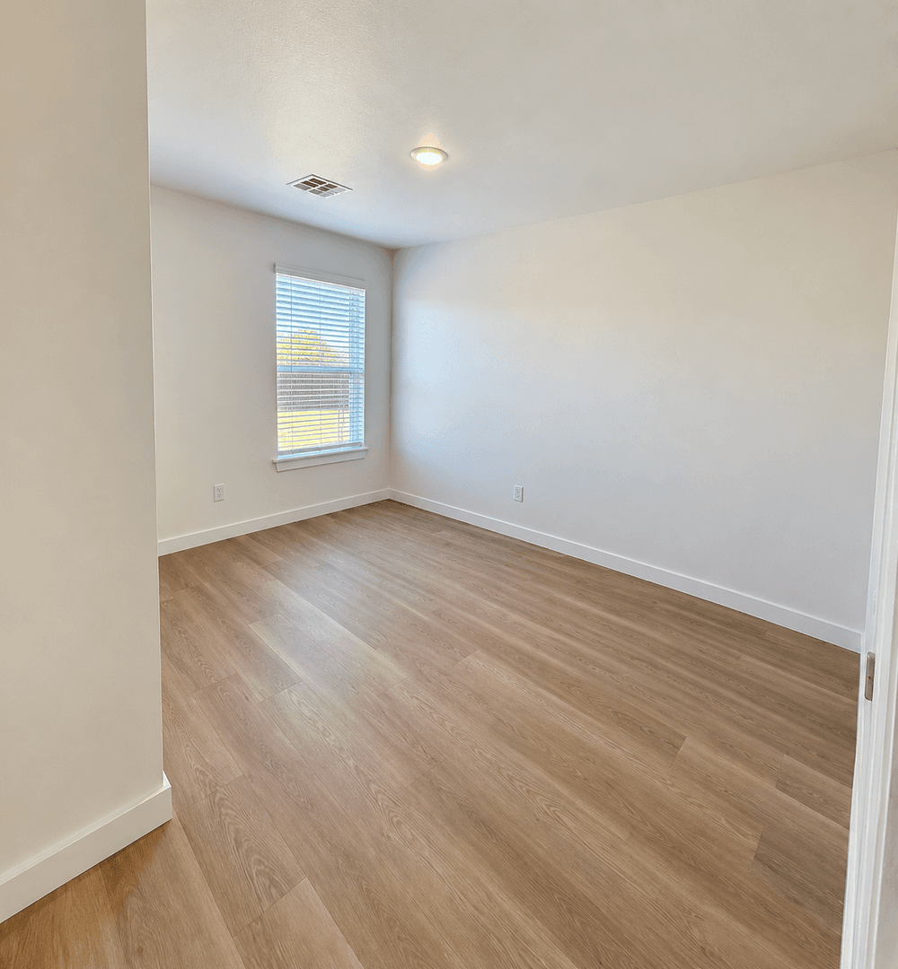 Guthrie House: 1617 Highland Loop