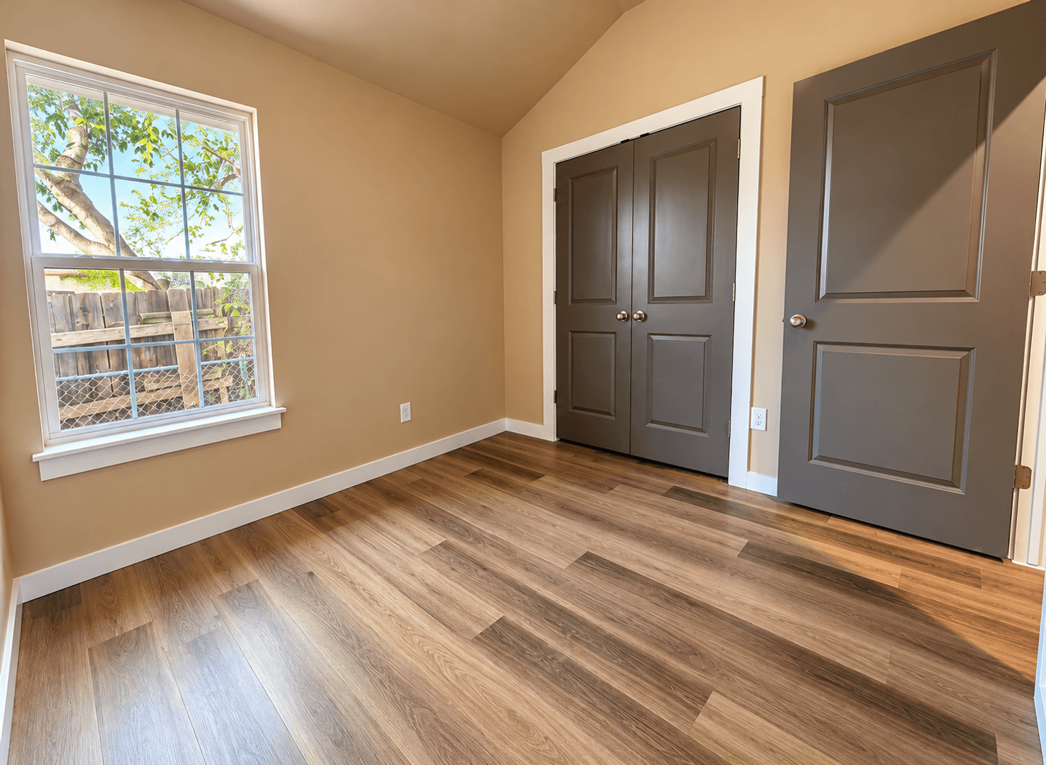 Lawton House: 2008 SW B Ave Unit 2