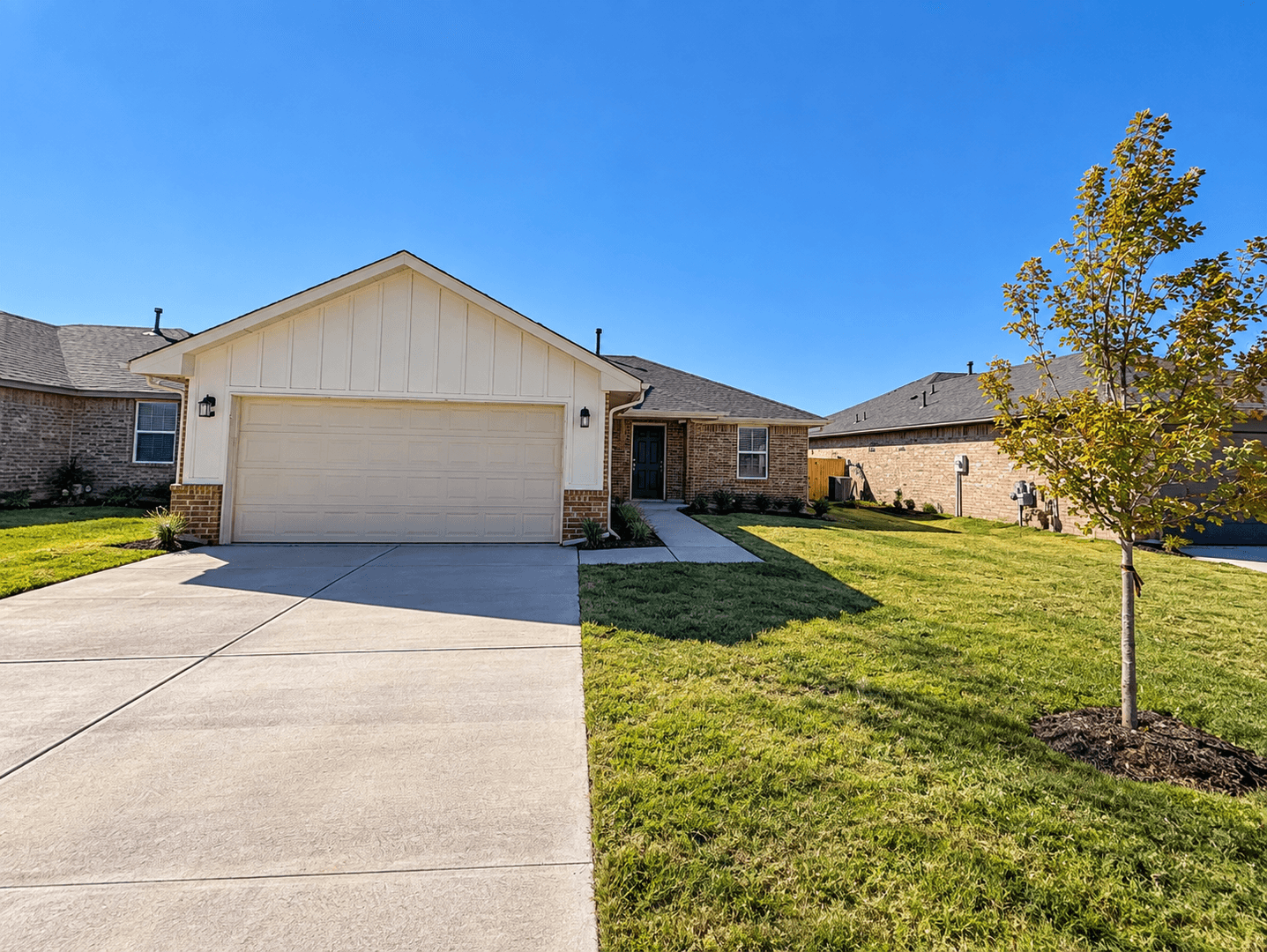 Guthrie House: 1619 Highland Loop