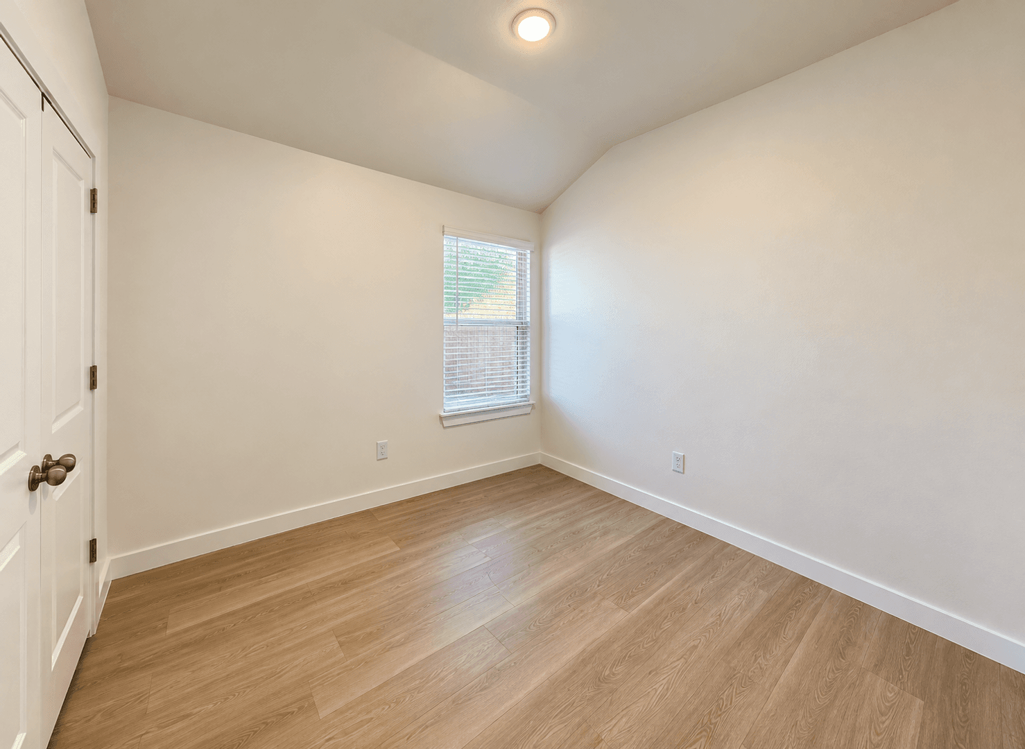 Oklahoma City House: 324 NW 122nd St Unit 2