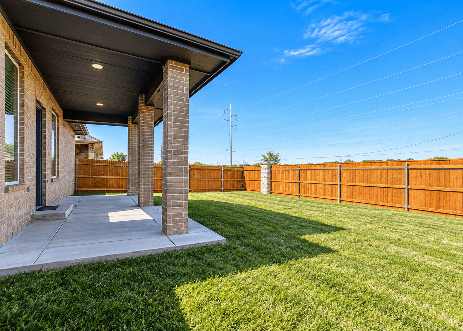 Edmond House: 8305 NW 163rd Ter