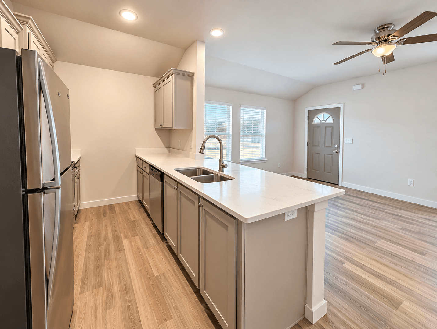 Lawton House: 203 SW 17th St. Unit 1