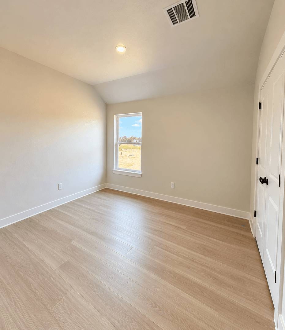 Chickasha House: 3308 S 23rd St Unit 2