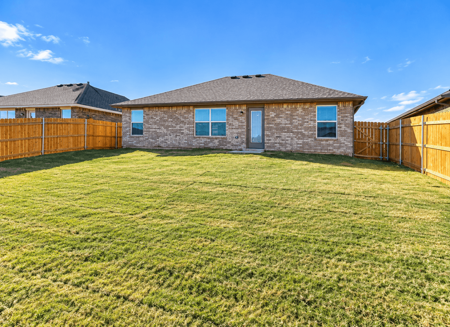 Guthrie House: 1630 Highland Loop