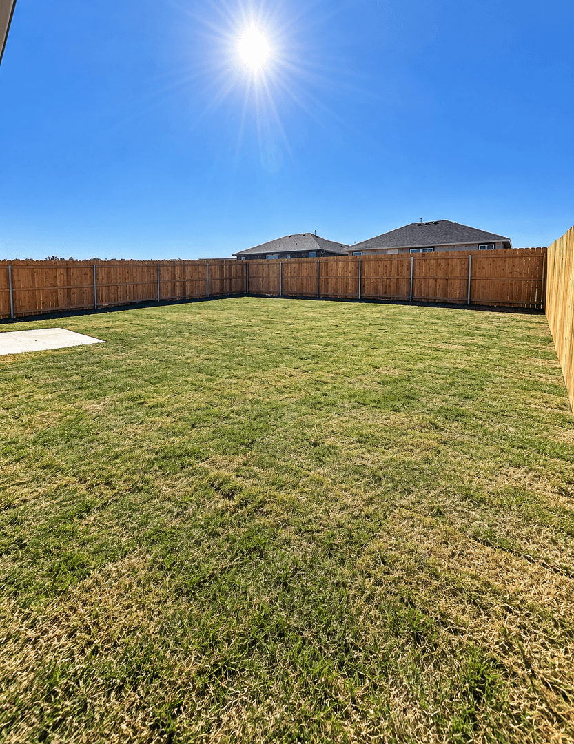 Guthrie House: 1619 Highland Loop