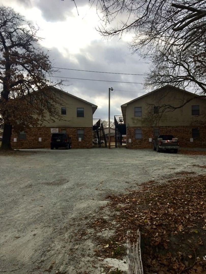 Ada Apartment: 2601 Arlington st