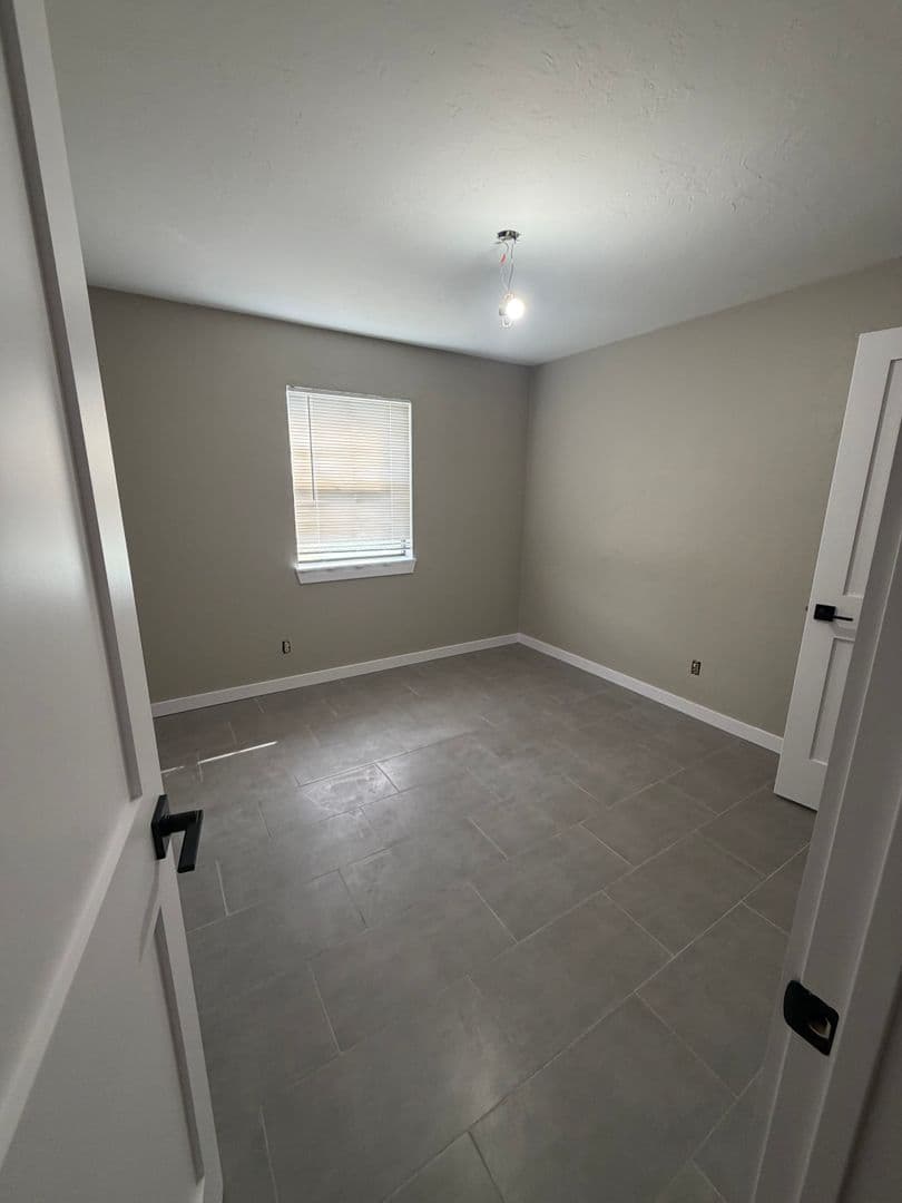 Ada Apartment: 2601 Arlington st