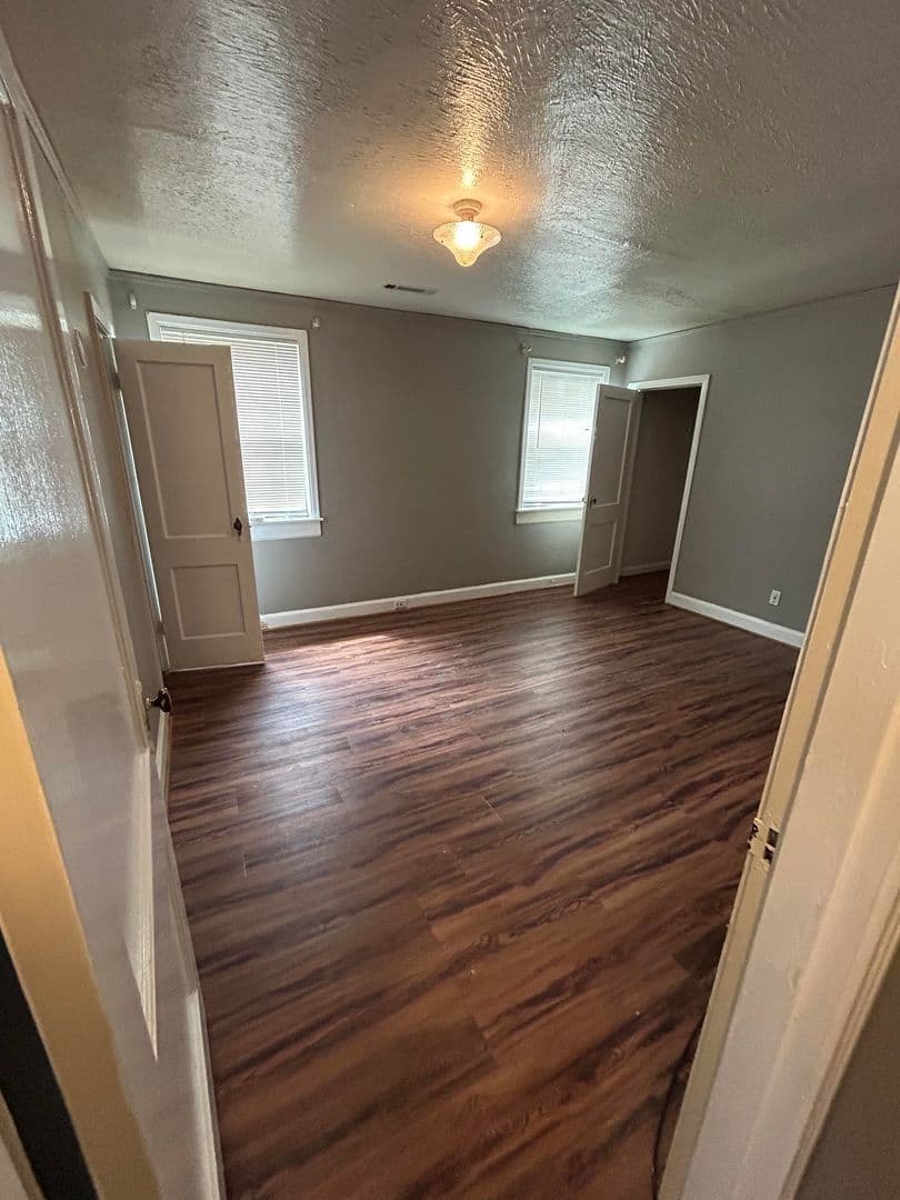 Montgomery House: 3616 Gaston Avenue