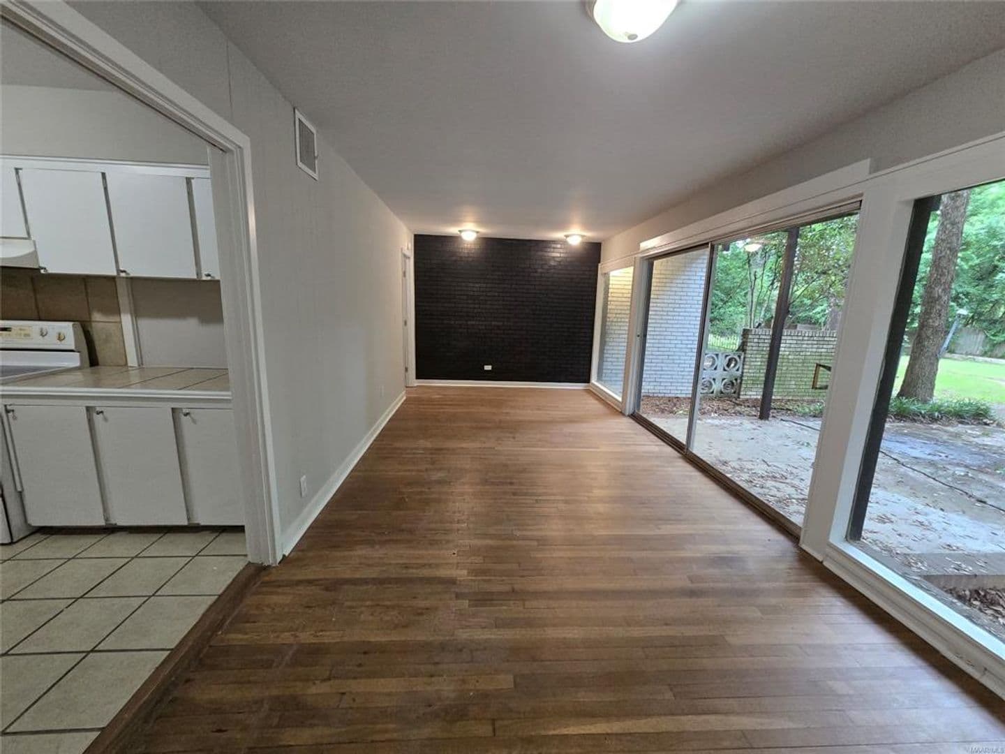 Montgomery Apartment: 3701 Wesley Drive