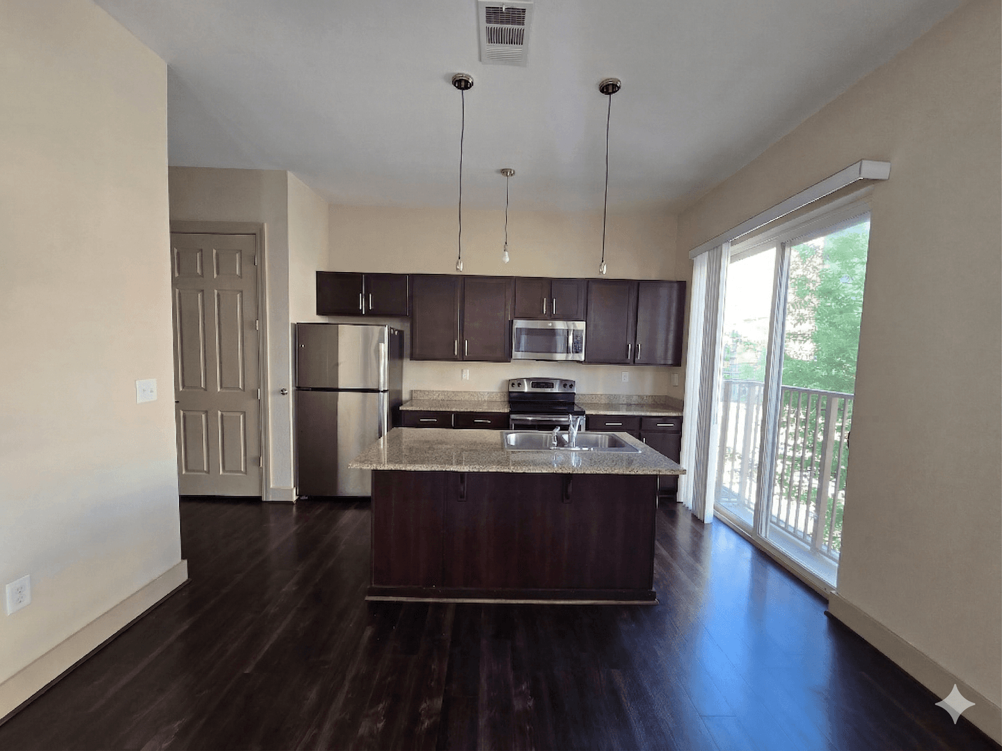 Montgomery Apartment: 79 Commerce St - Apartment 201