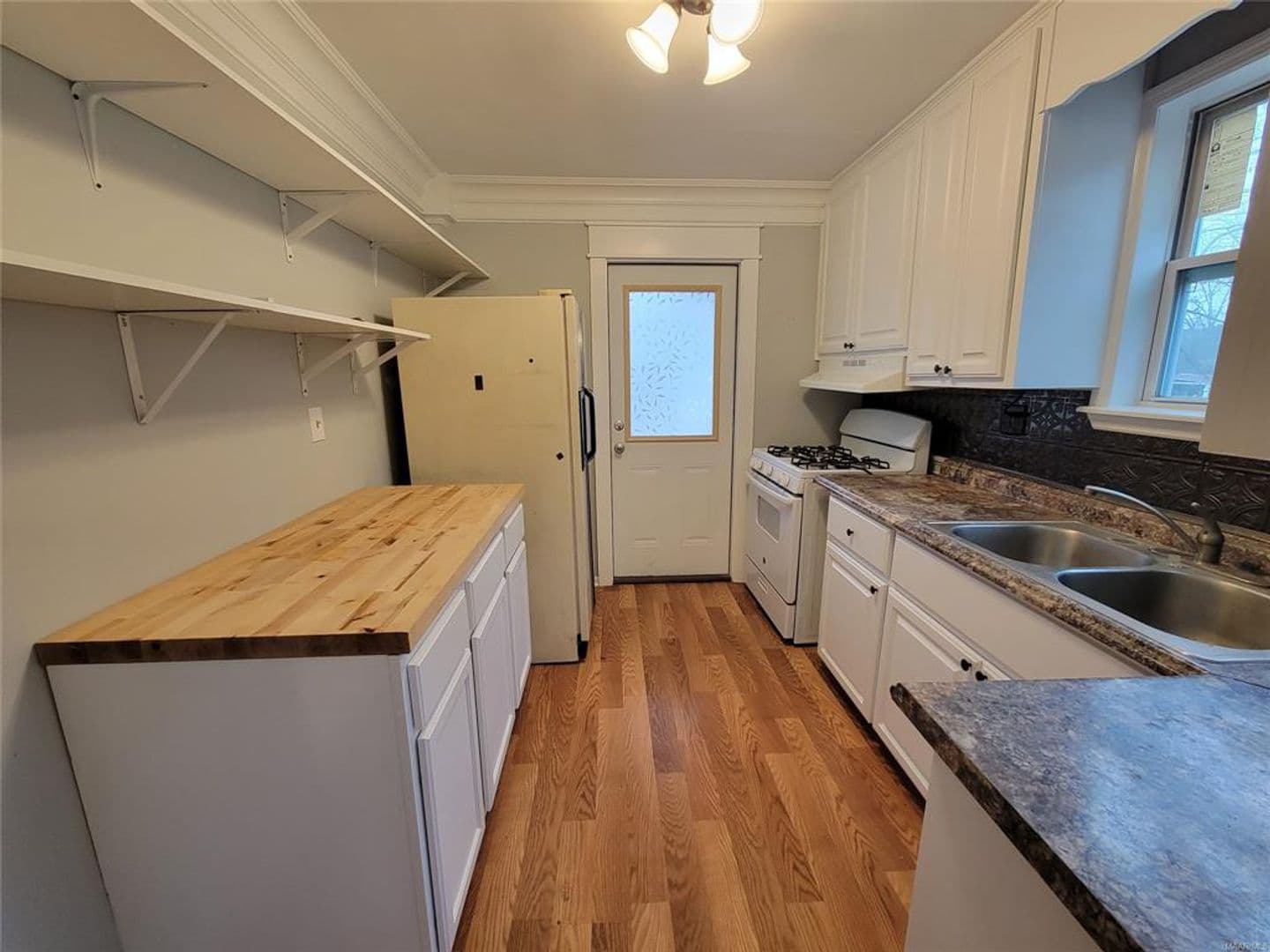 Montgomery House: 1105 Beechdale Road