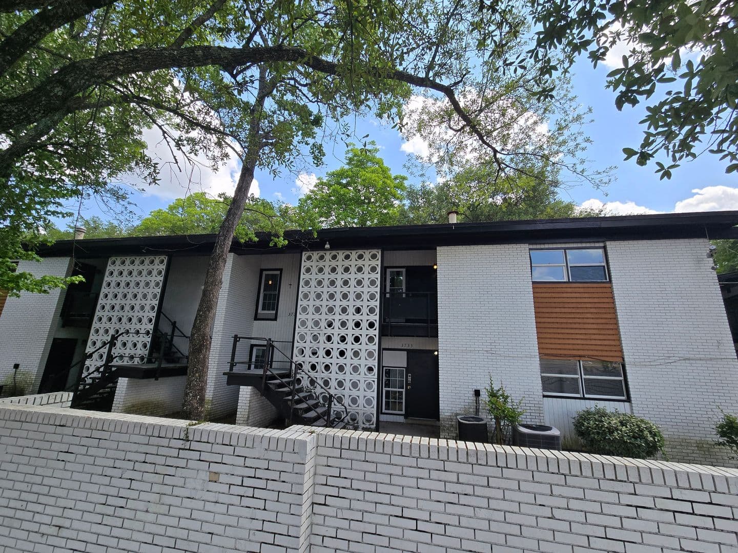 Montgomery Apartment: 3701 Wesley Drive