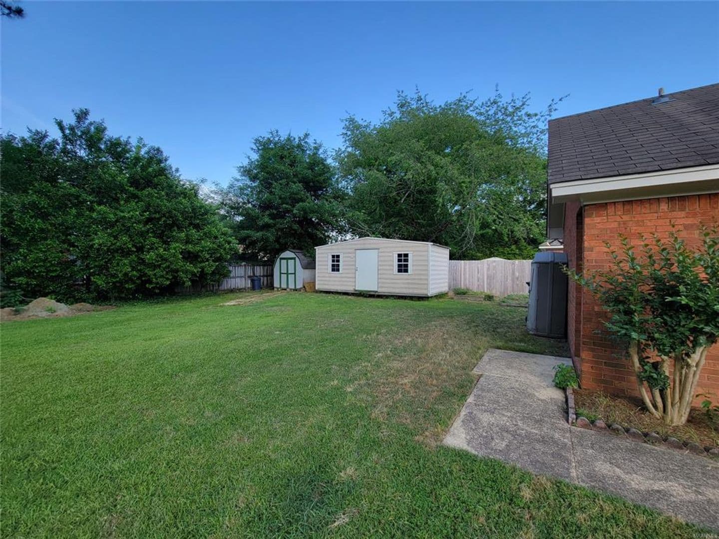 Montgomery House: 6501 Juniper Tree Lane