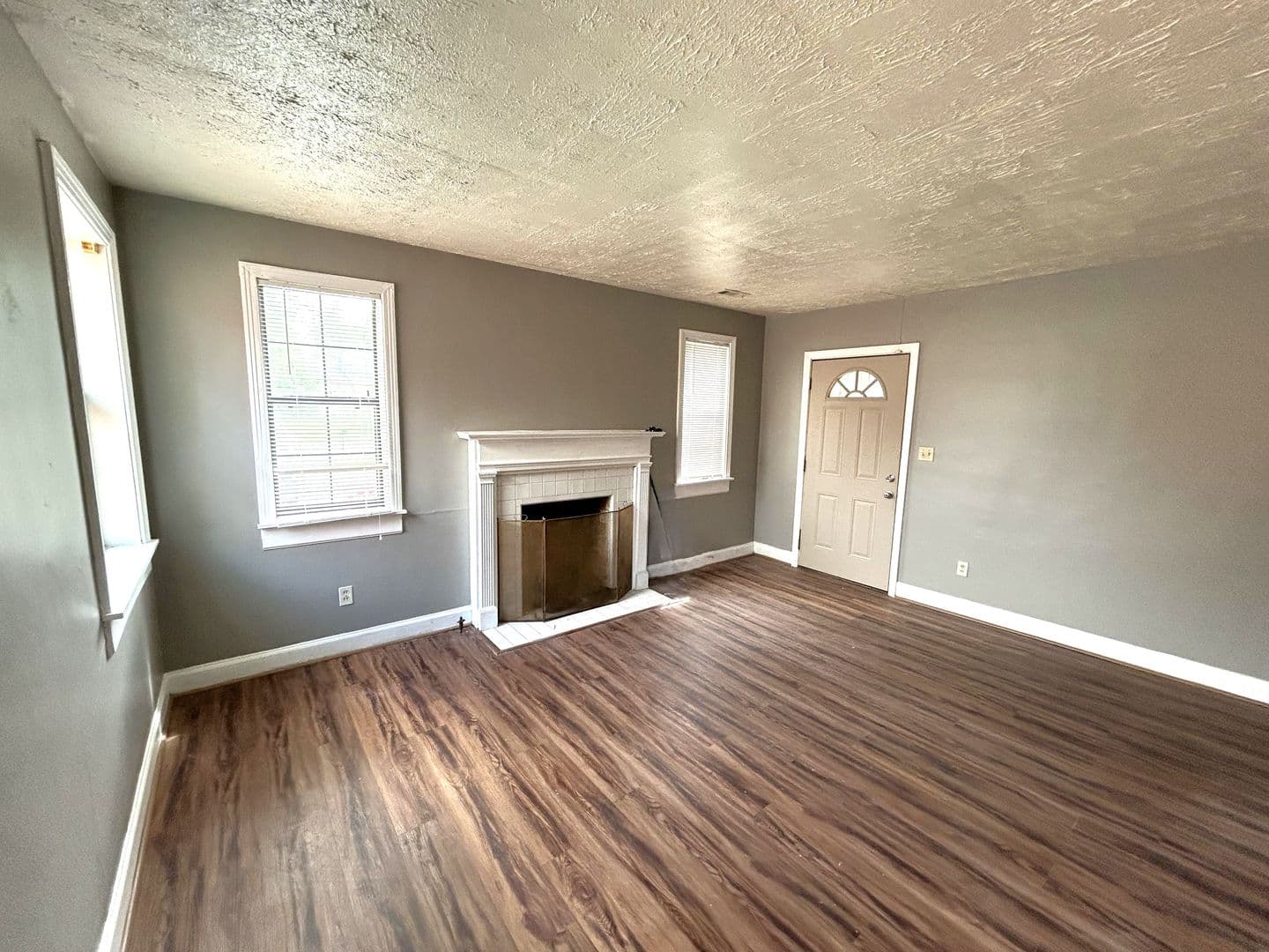 Montgomery House: 3616 Gaston Avenue