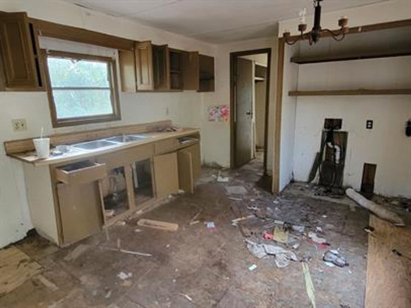 Deatsville Apartment: Rocky Hollow Lane